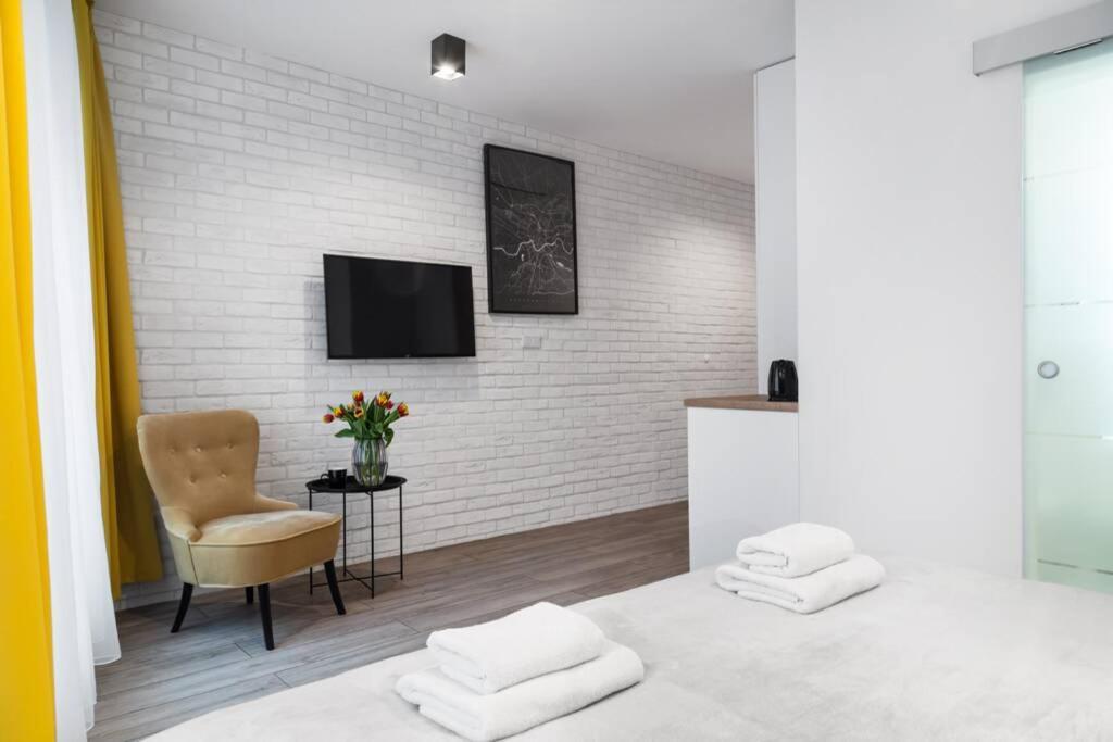 Househost Apartment: Miodowa 42/8B Street Krakow Dış mekan fotoğraf